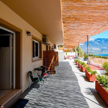 Pessada Bay Studios And Apartments Pesádha Exteriör bild
