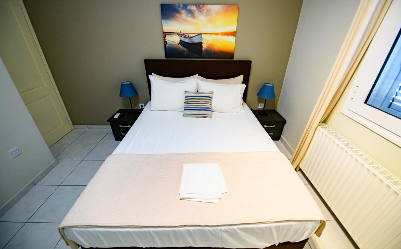 Pessada Bay Studios And Apartments Pesádha Exteriör bild